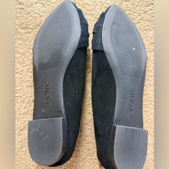 Vionic Suede Flats - Picture 3 of 3